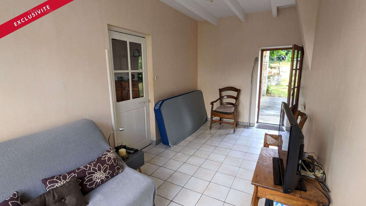 Maison à CHATEAU-GARNIER