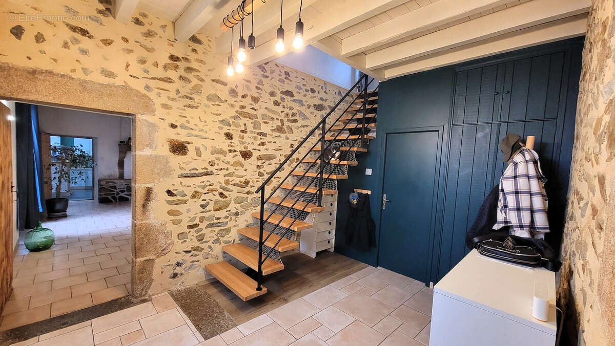 Maison à vendre sur Courlay - Exclu AMP - Baisse de Prix et Frais d'agence réduits ! - photo 4