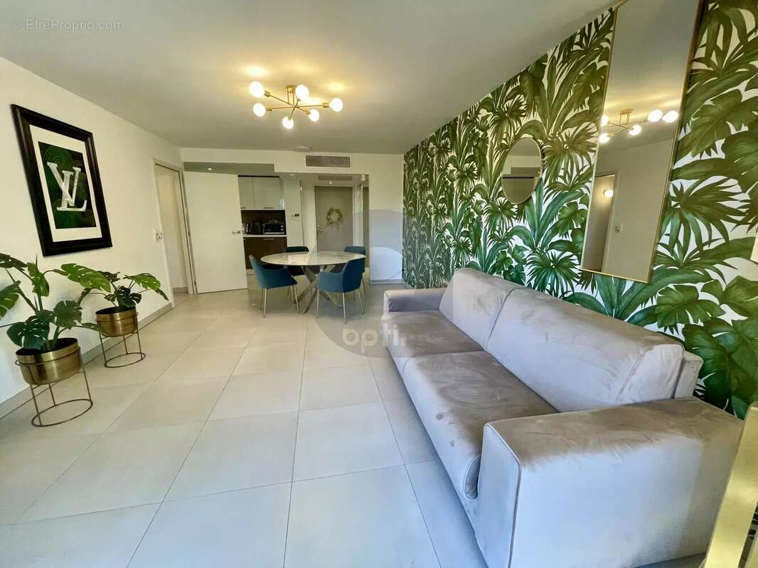 Appartement à BEAUSOLEIL