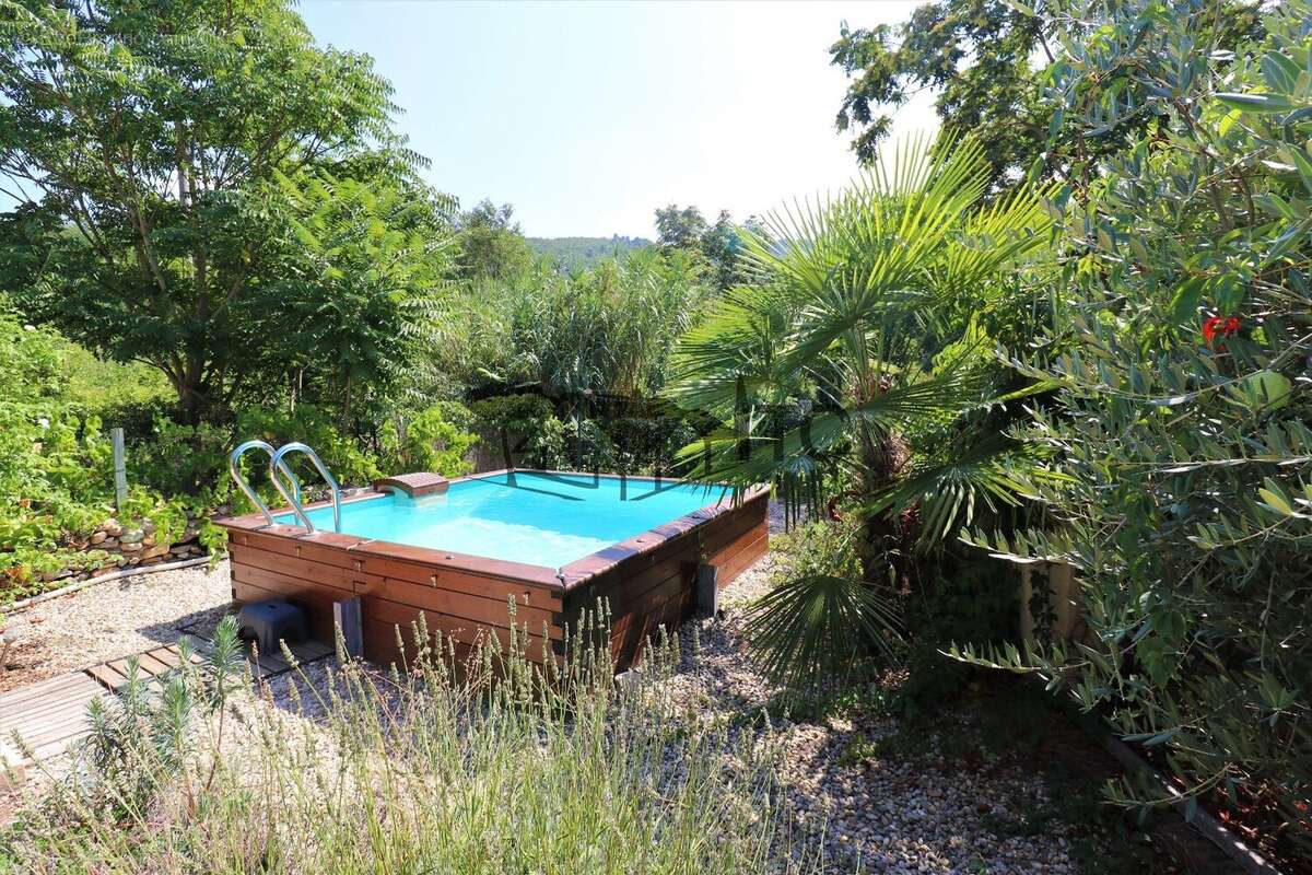 Maison à SAINT-AMBROIX