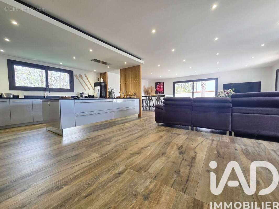 Photo 5 - Maison à PIA