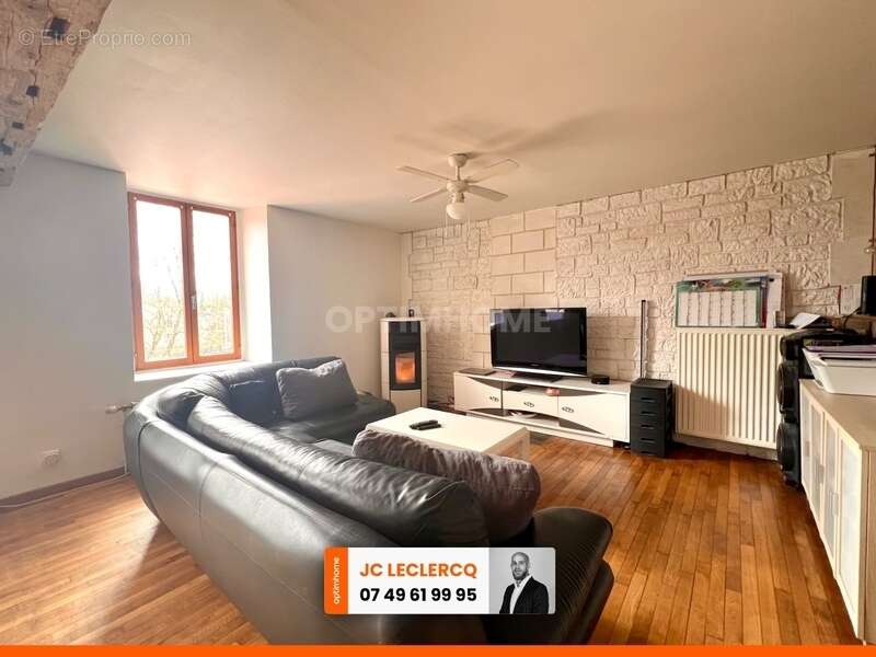 Maison à ROCHES-SUR-MARNE