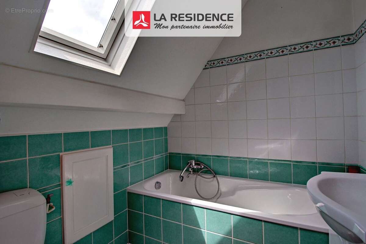 Maison 80 m² à Saint-Etienne-Du-Rouvray  - photo 6
