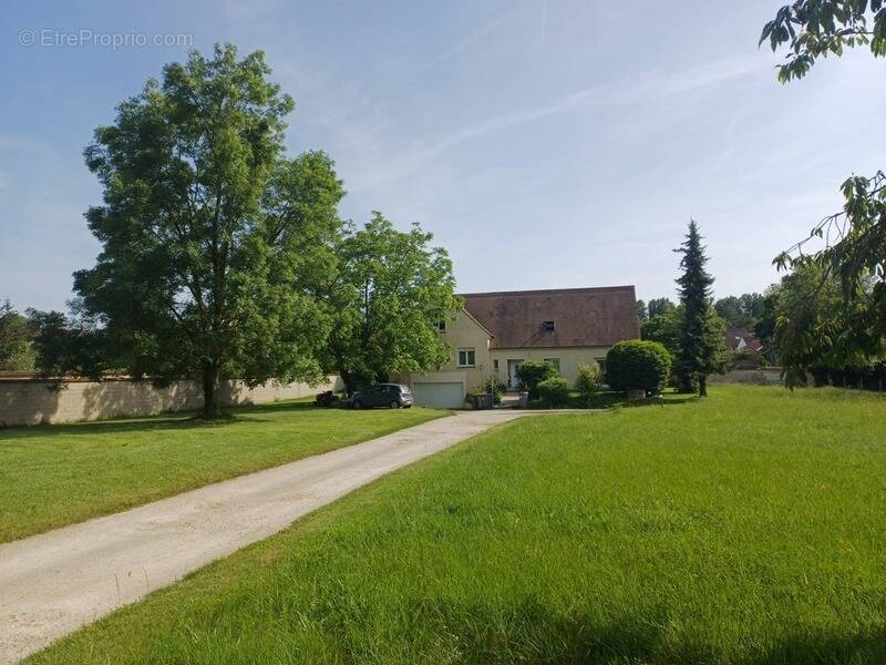 Maison à MORET-SUR-LOING