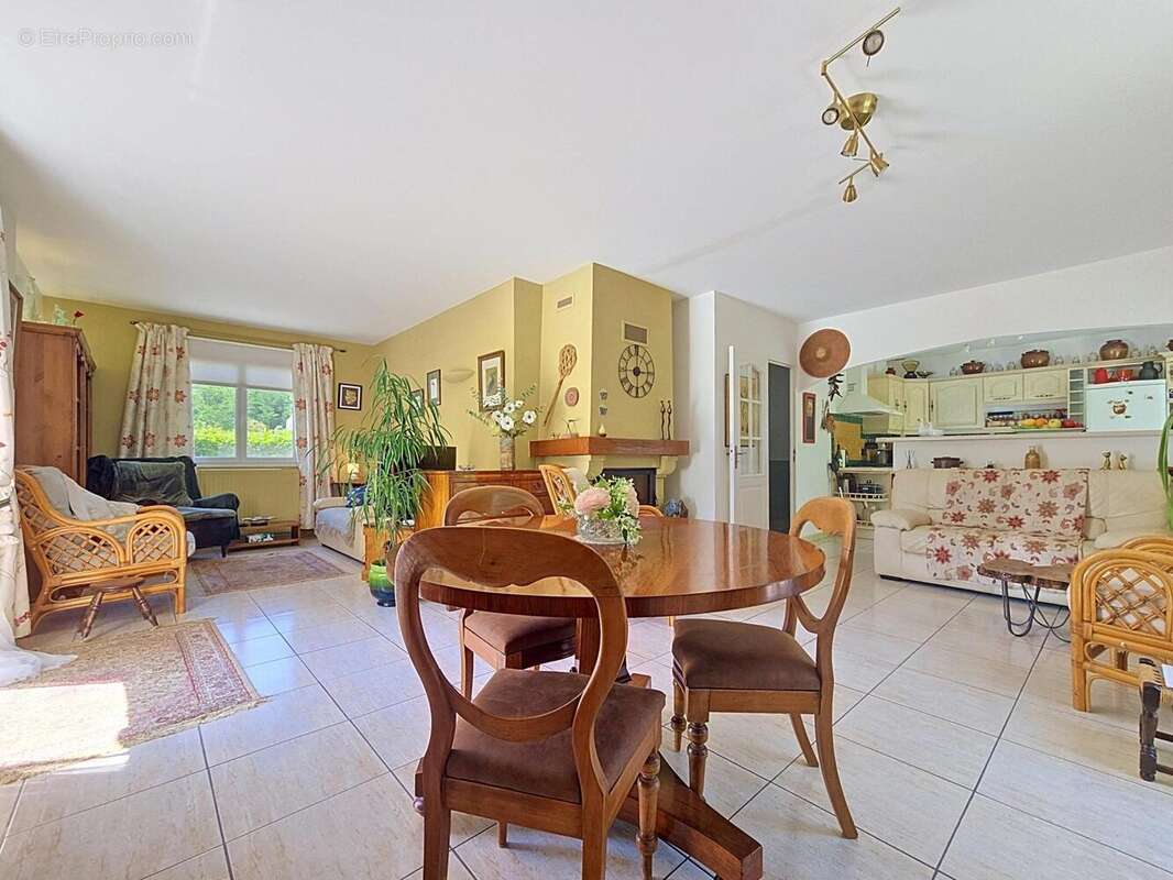 Photo 5 - Maison à LE PRADAL