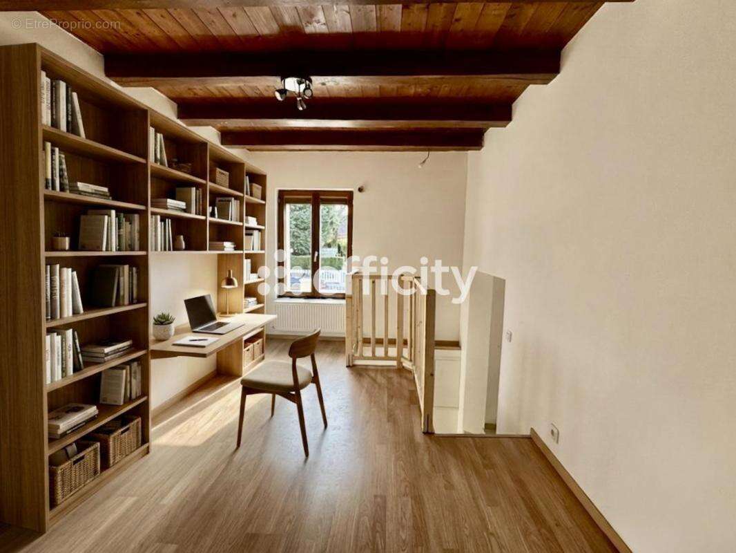Maison 115 m² à Iverny  - photo 11