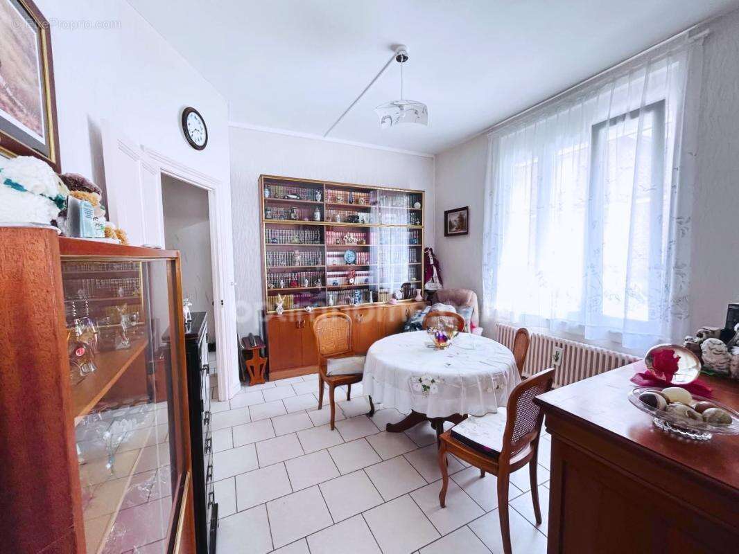 Maison 7 pièces SAINT QUENTIN (02) - photo 6