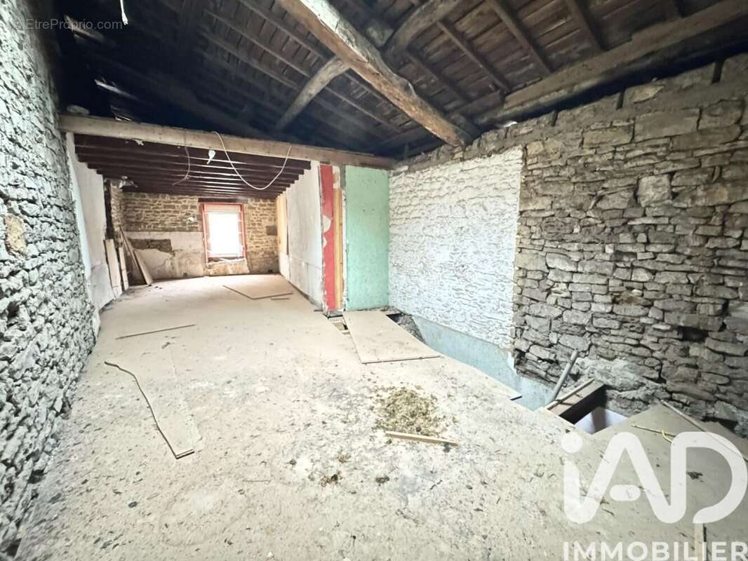 Photo 4 - Maison à EURVILLE-BIENVILLE