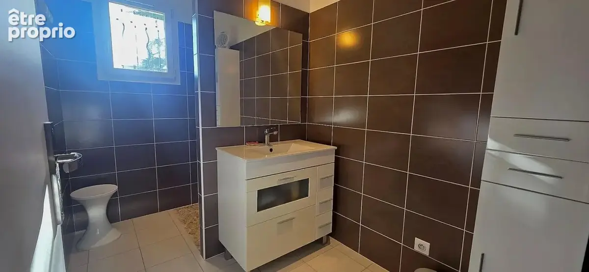 Maison de plain pied récente avec 2 chambres, garage et terrain de 1000 m2 - photo 14