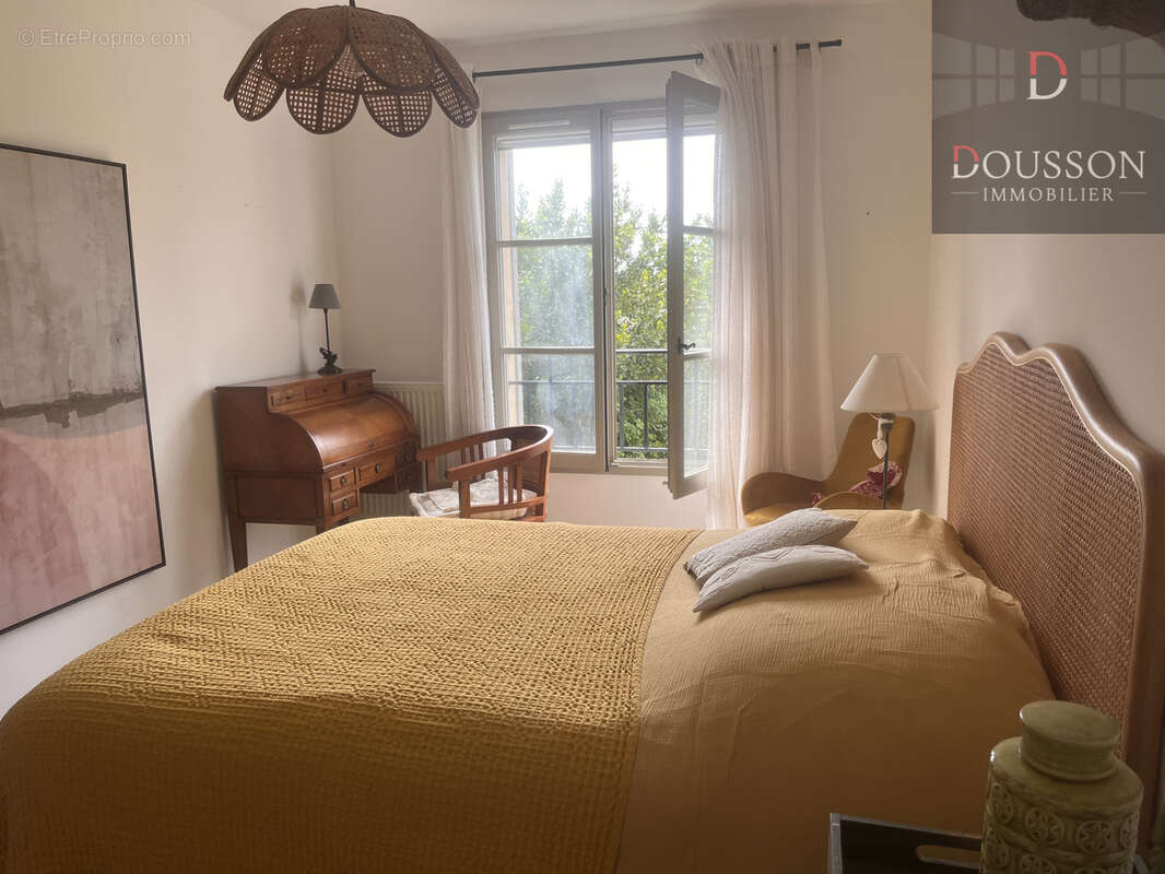 Appartement à UZES