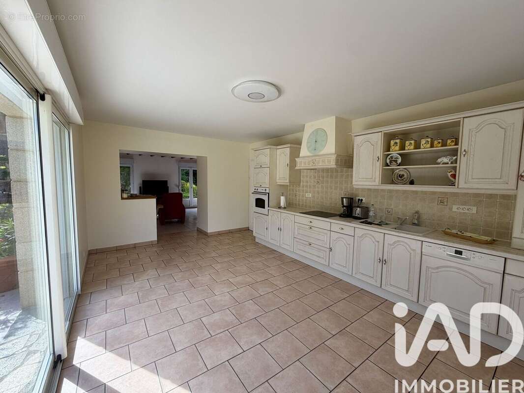Maison 142 m² à Pludual  - photo 4