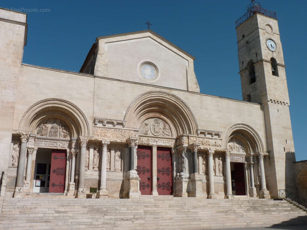 Maison à SAINT-GILLES