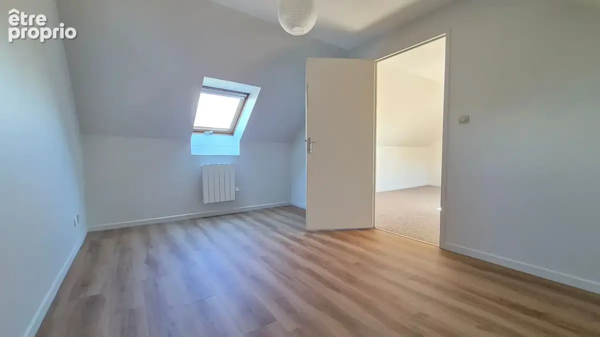 Maison  - 162 m² - NOTRE DAME D'OE - photo 7