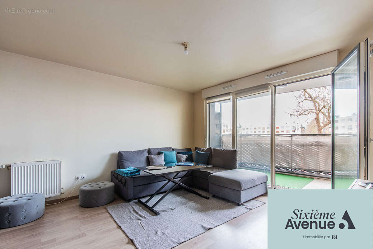 Appartement à CHILLY-MAZARIN