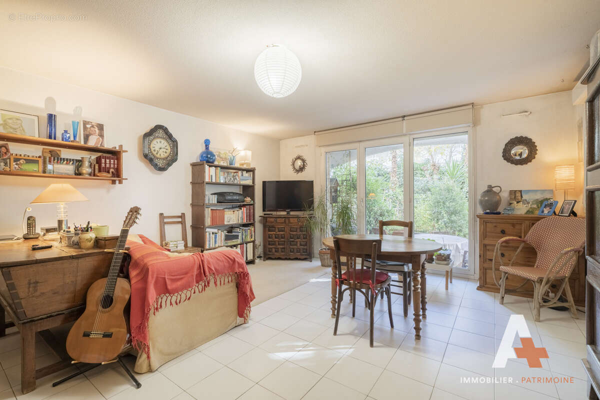 Appartement à MARSEILLE-10E
