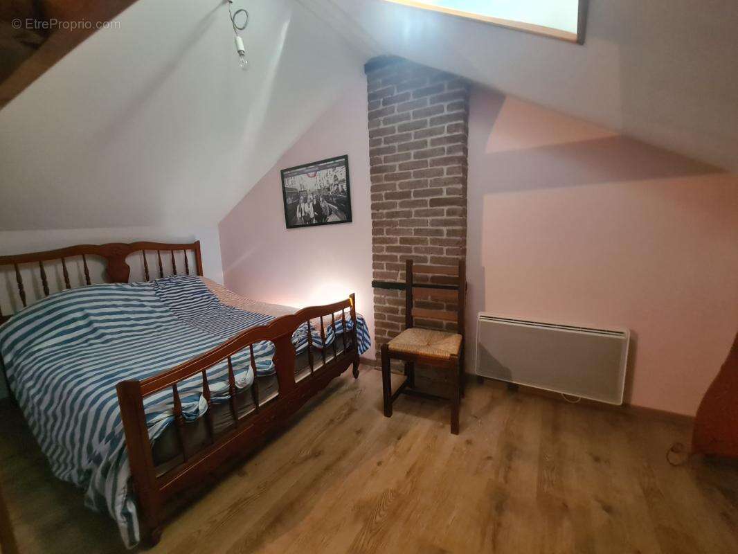 Maison 5 pces, 100 m² – Grange 85 m² – Terrain 5 250 m² dont parcelle constructible – Châteauneuf-la-Forêt - photo 10