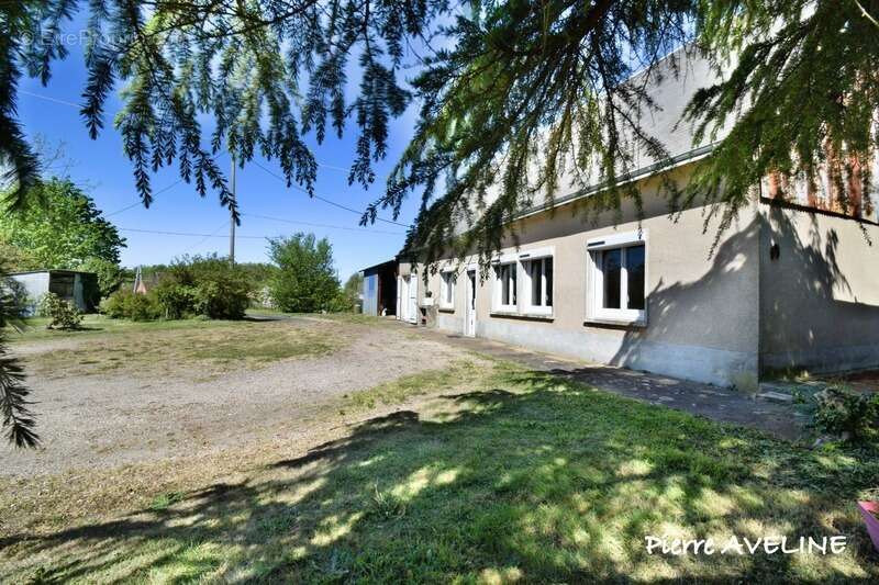 Maison à BROU
