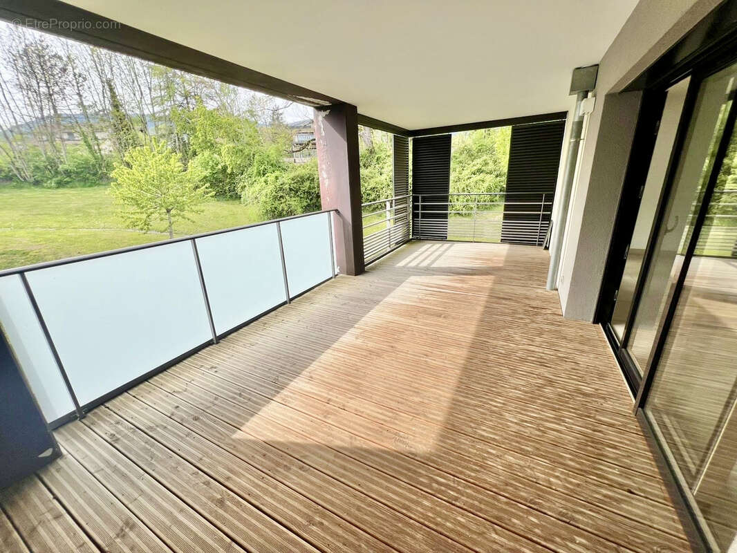 Appartement à DIVONNE-LES-BAINS