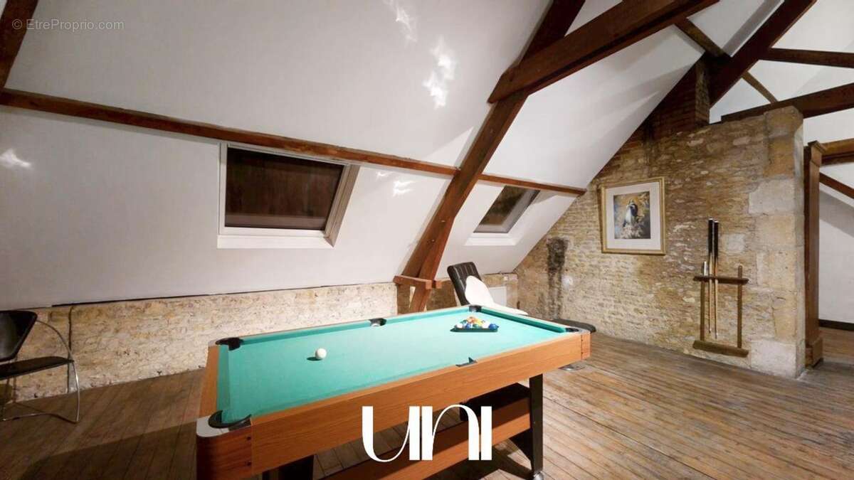 Maison à SAINT-PIERRE-SUR-DIVES