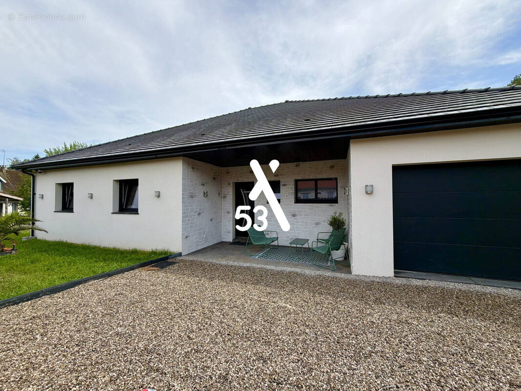 Maison à ALQUINES