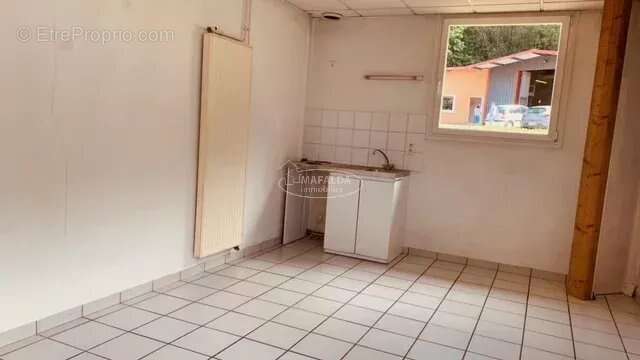 Commerce à MONT-SAXONNEX