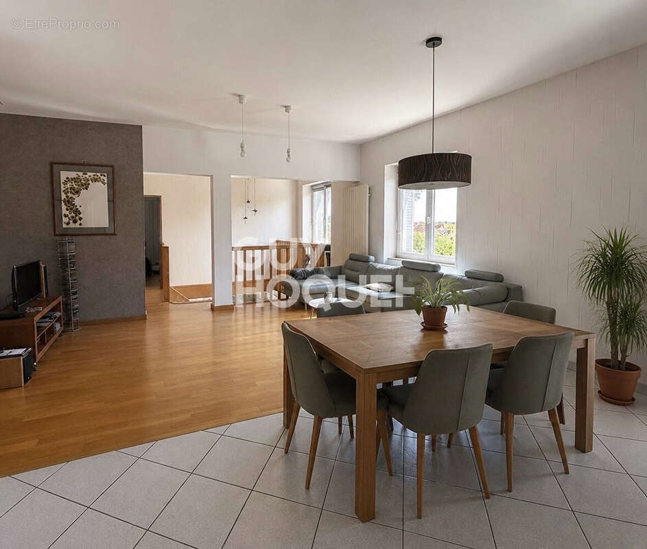 Maison à BEAUMONT