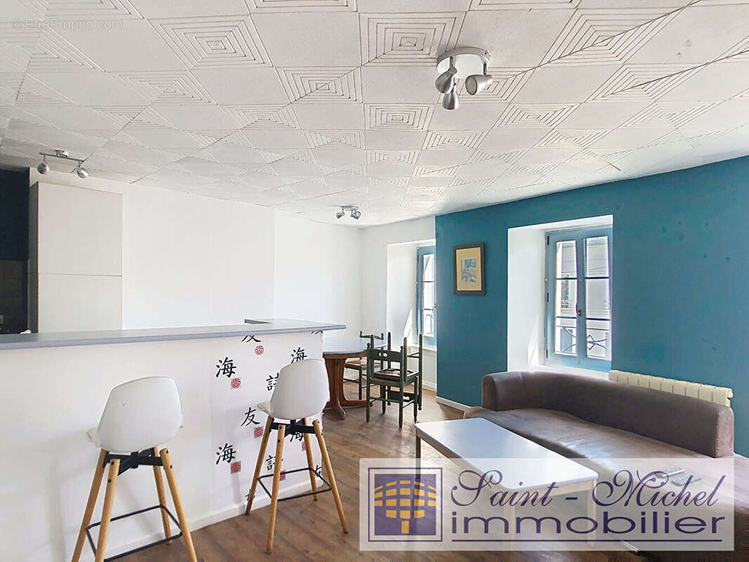 Appartement à QUIMPERLE