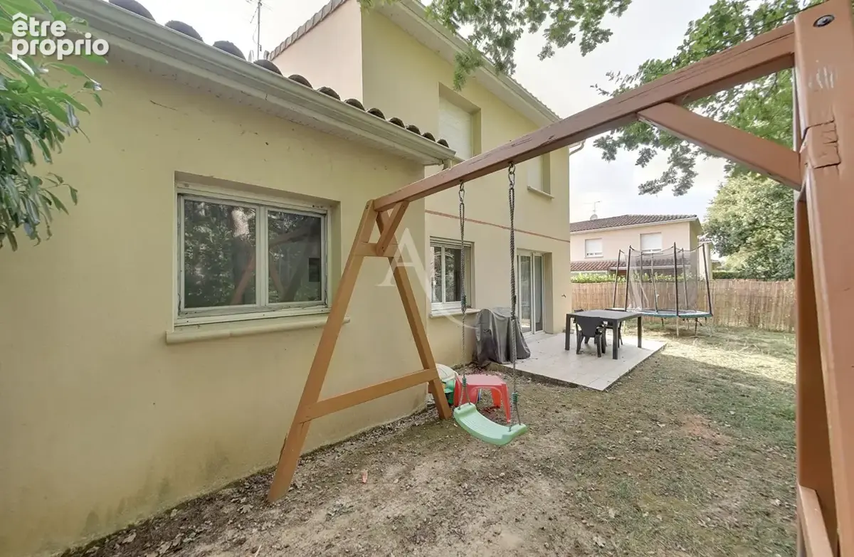 MONTAUBAN : Maison 4 chambres, jardin et garage - photo 2