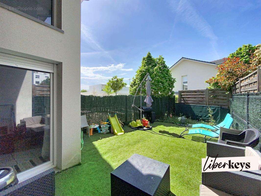 Maison familiale de 98 m² avec jardin à Grigny-sur-Rhône - photo 16