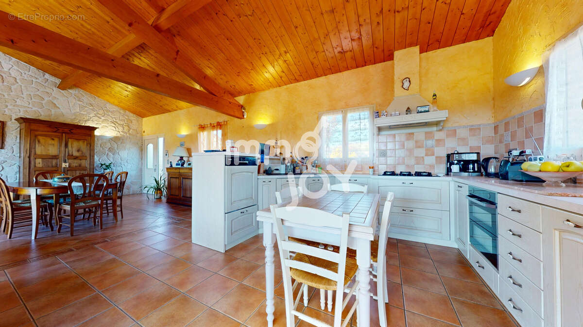 Maison T6 164m2 sur 1601m2 terrain avec piscine, vue Pyrénées - photo 7