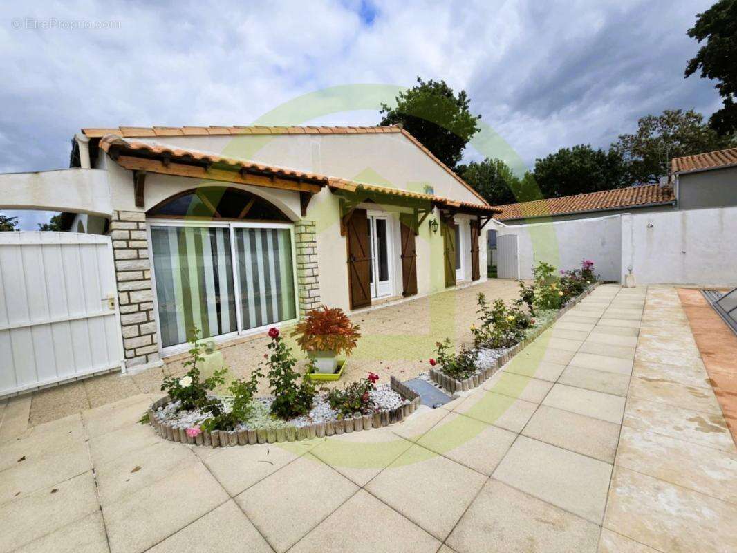 Maison à BREUILLET