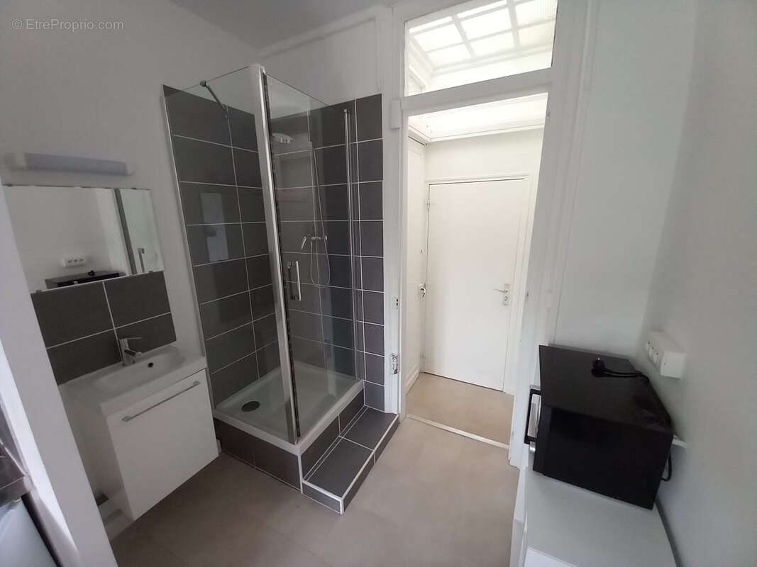 Appartement Lille 1 pièce(s) 14 m2 - photo 2