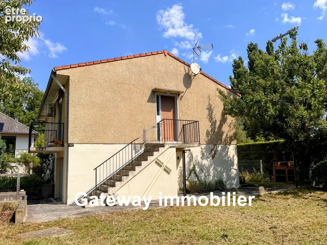 Maison avec jardin à Orcet 63670 - photo 3