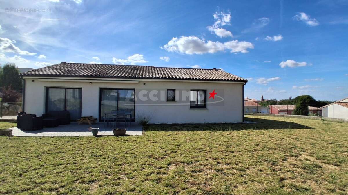 Maison à DREMIL-LAFAGE