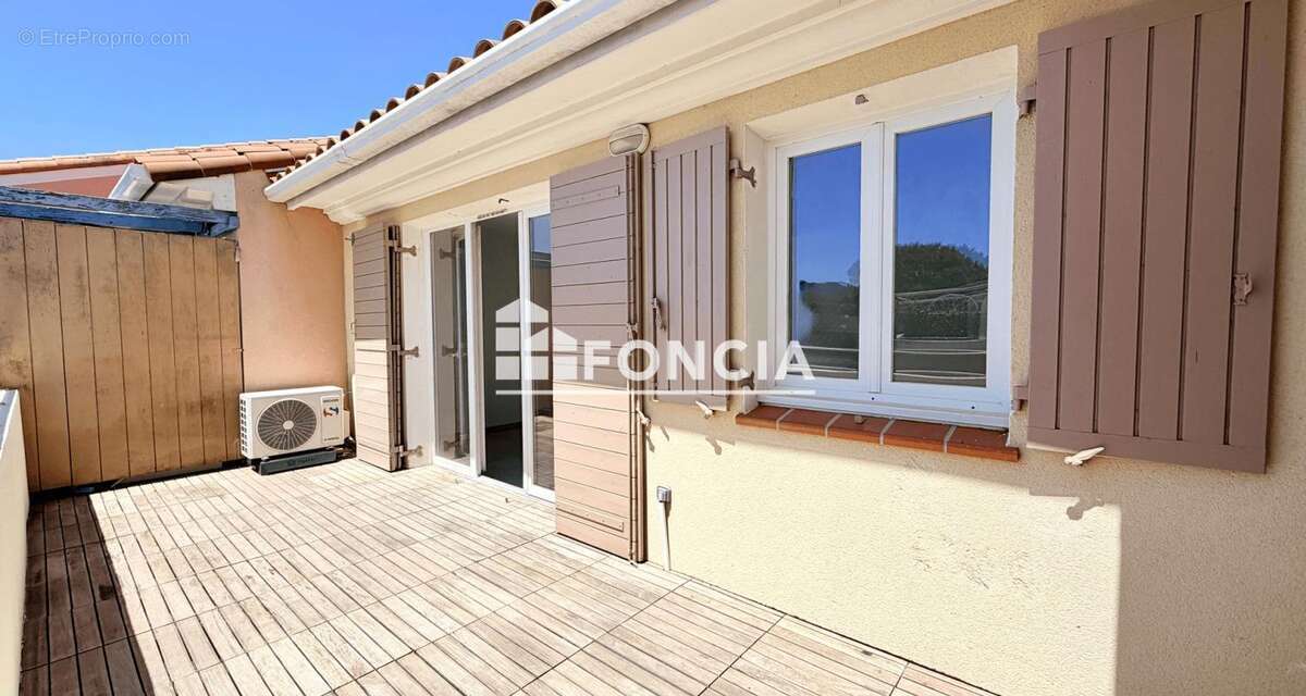 Appartement à COGOLIN