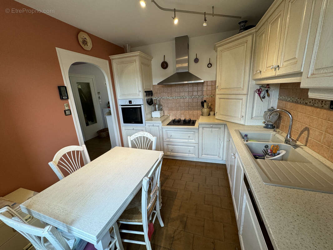 Appartement à L&#039;ABERGEMENT-CLEMENCIAT