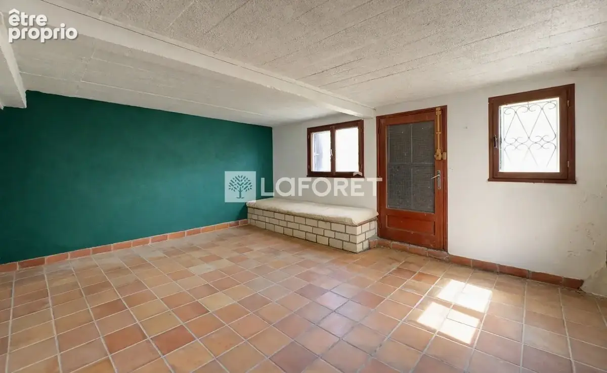 Maison des années 70 avec beaux volumes et nombreuses possibilités à Royan - photo 10