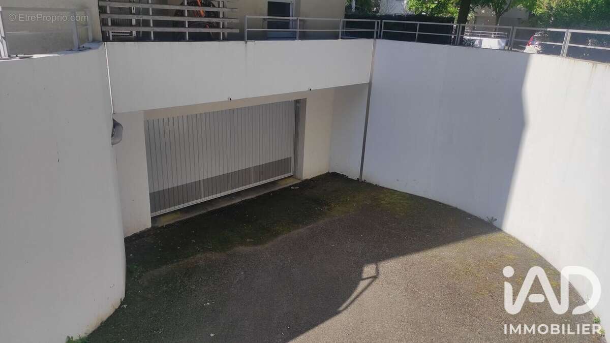 Photo 2 - Parking à MEYLAN