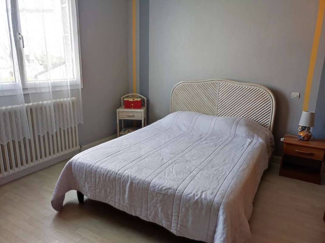 Maison à CHATELAUDREN