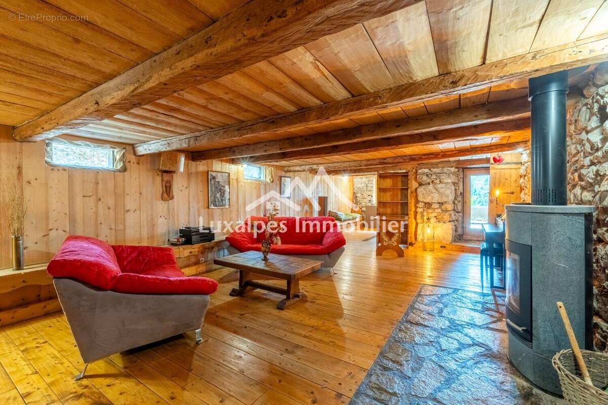 Maison à BONNEVILLE