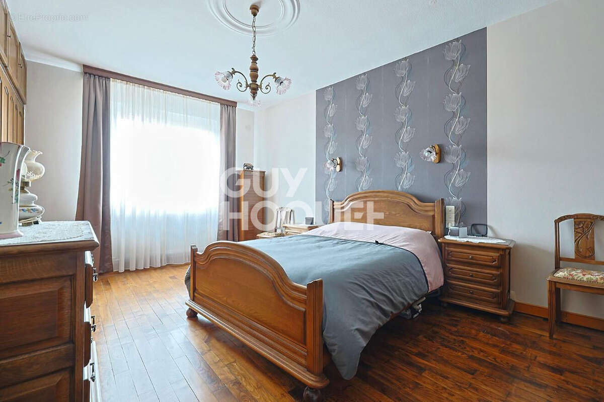 Maison à NEUVES-MAISONS