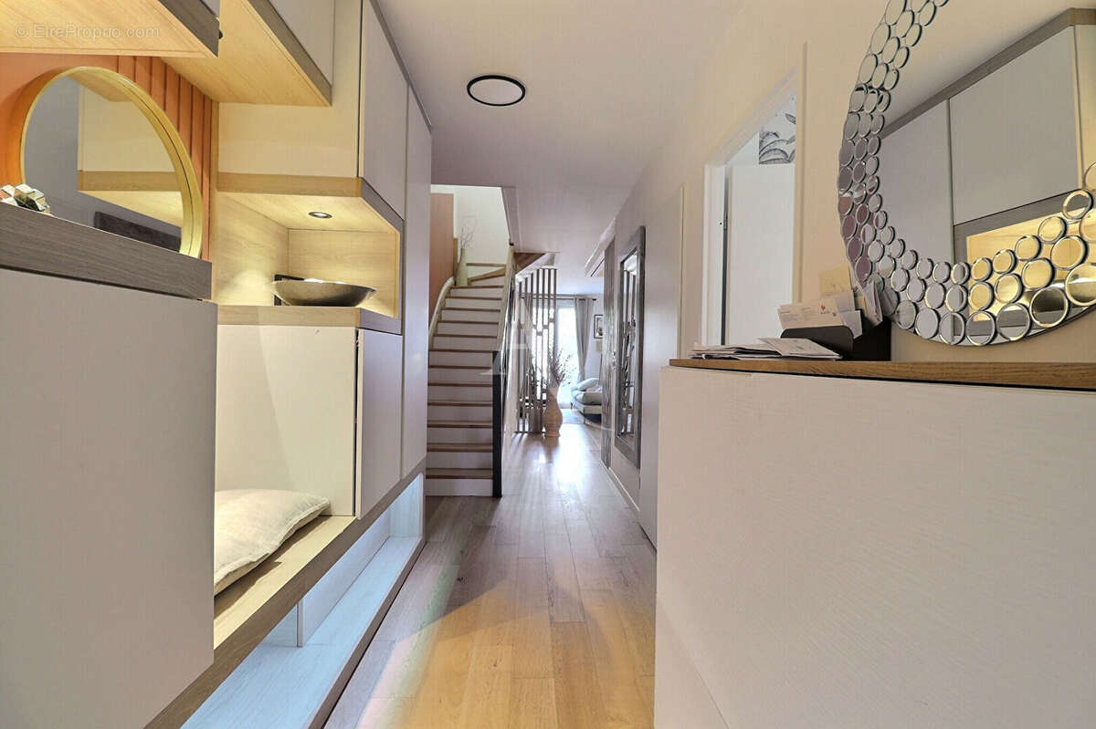 Duplex d'exception de 95 m2 dans le centre de Maisons-Laffitte - photo 6