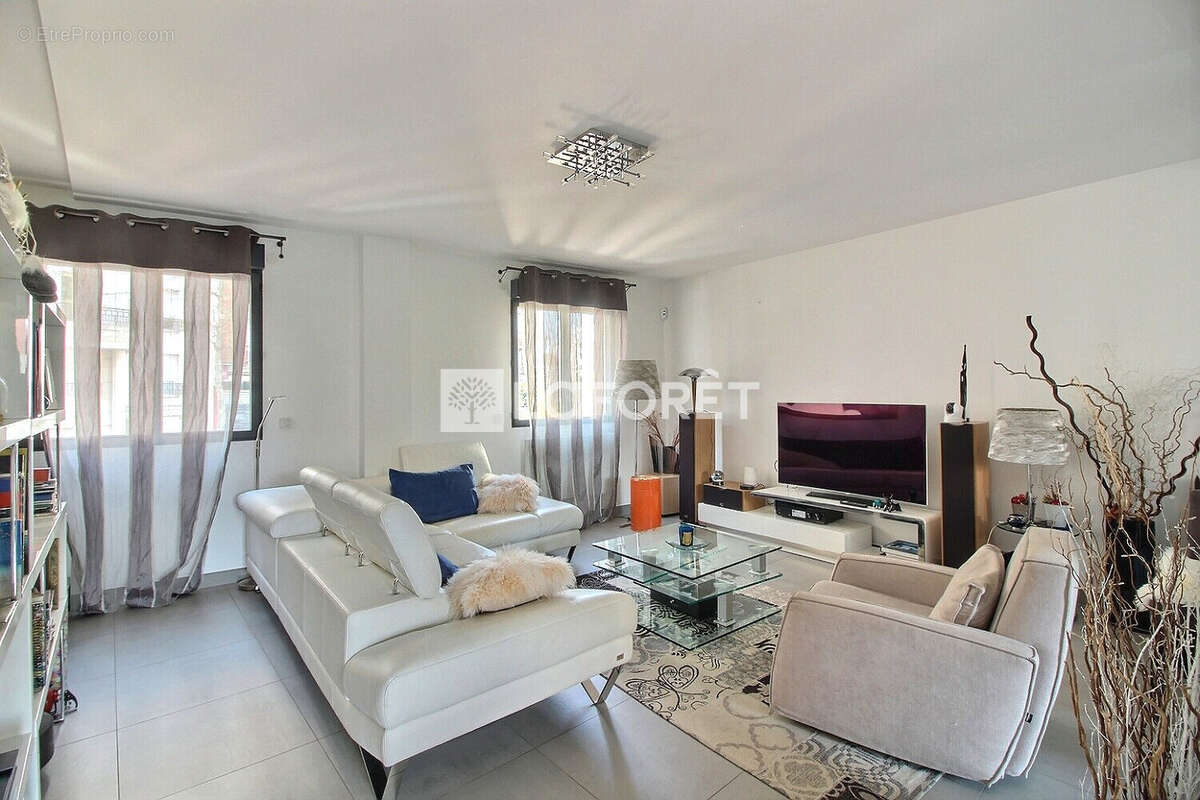 Maison à LA GARENNE-COLOMBES