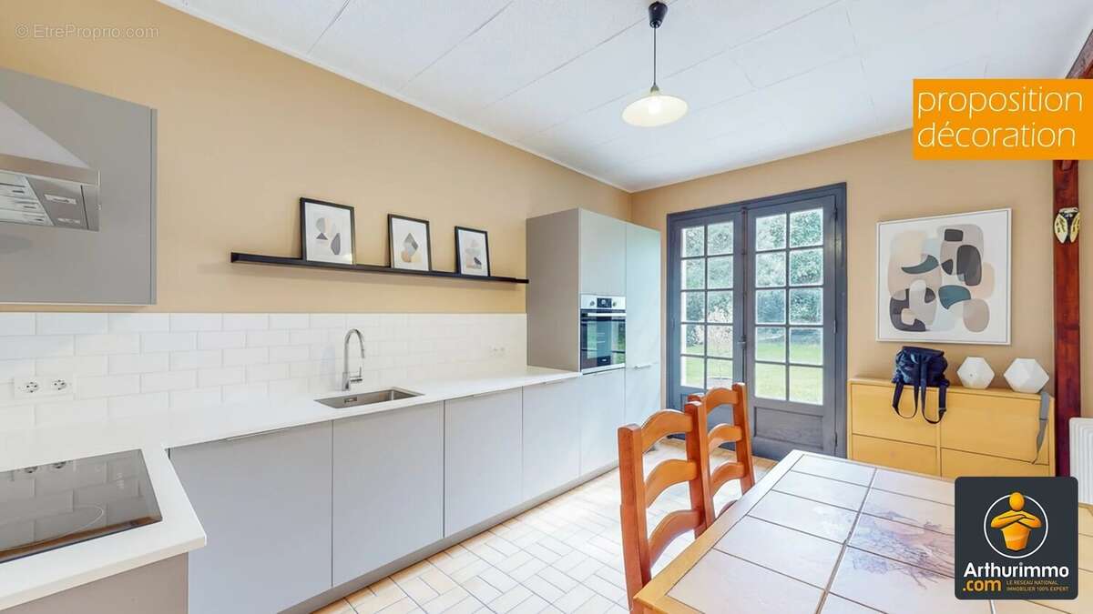 Propriété familiale de 170 m² sur terrain arboré de 3 000 m² avec piscine – Saint-Genis-Laval - photo 19