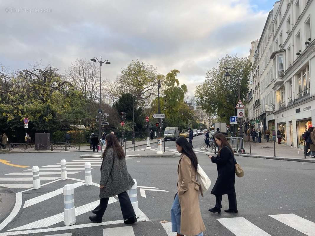 Autre à PARIS-3E