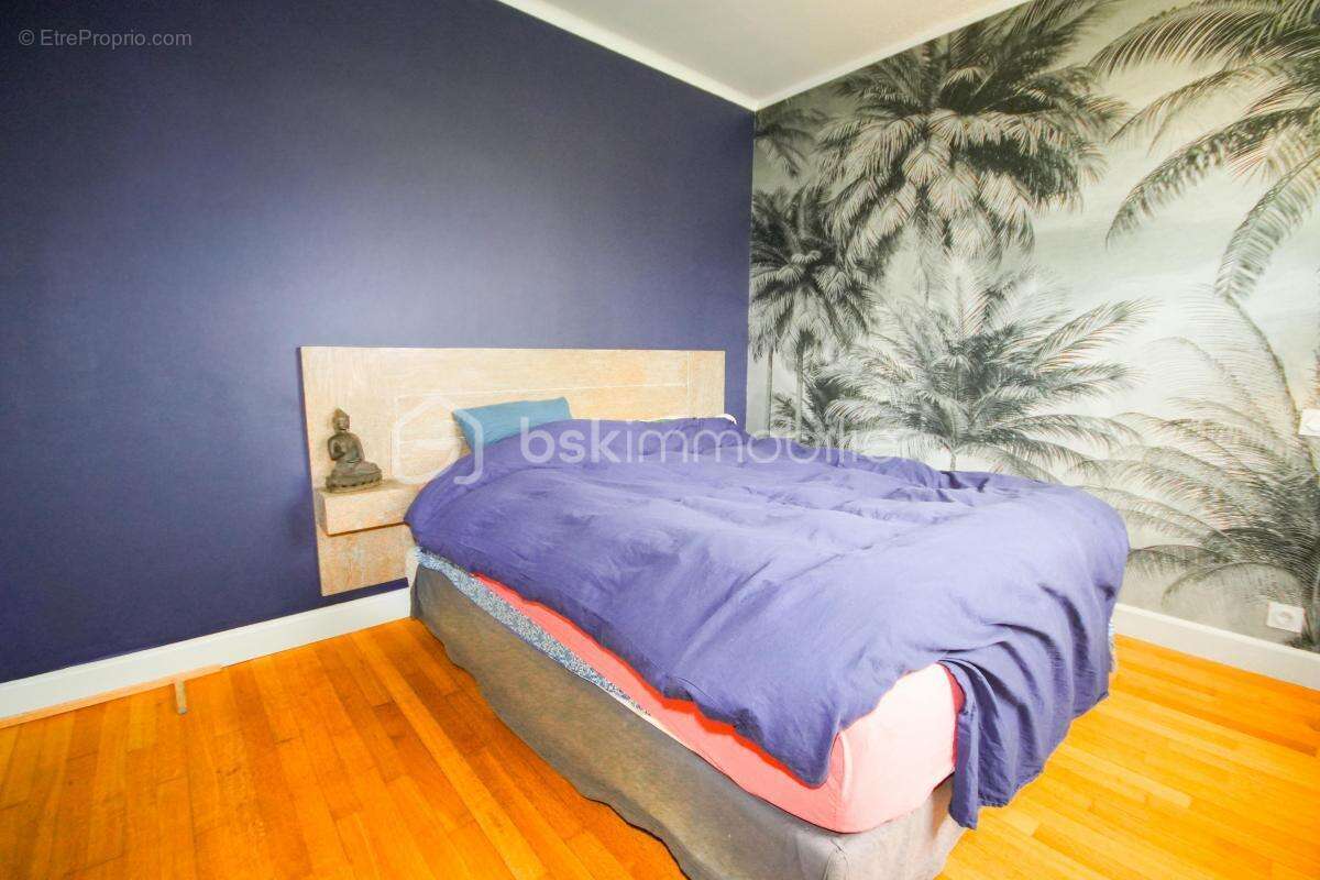 Maison à VAIRES-SUR-MARNE