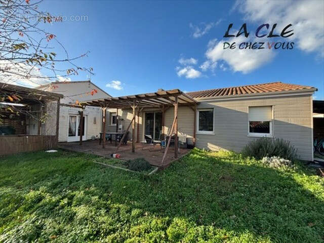 Maison à FONTENAY-LE-COMTE