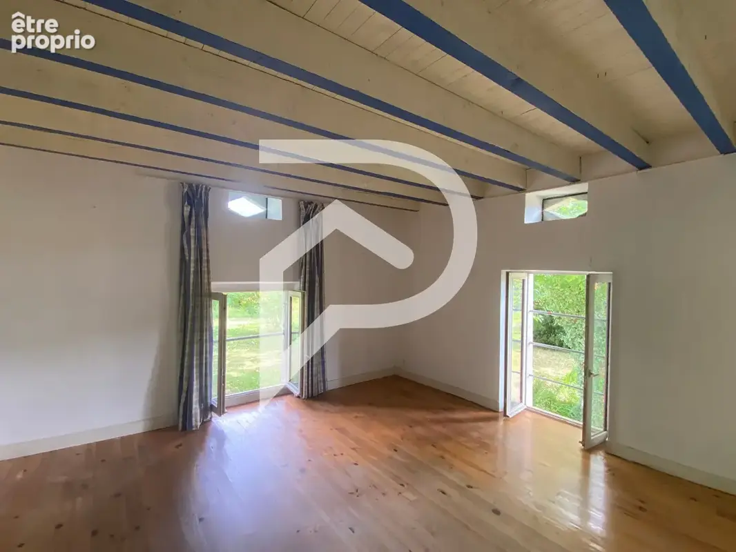 Demeure de charme, 9 pièces 267 m² et ses dépendances sur 2 Hectares, POUILLON - photo 10