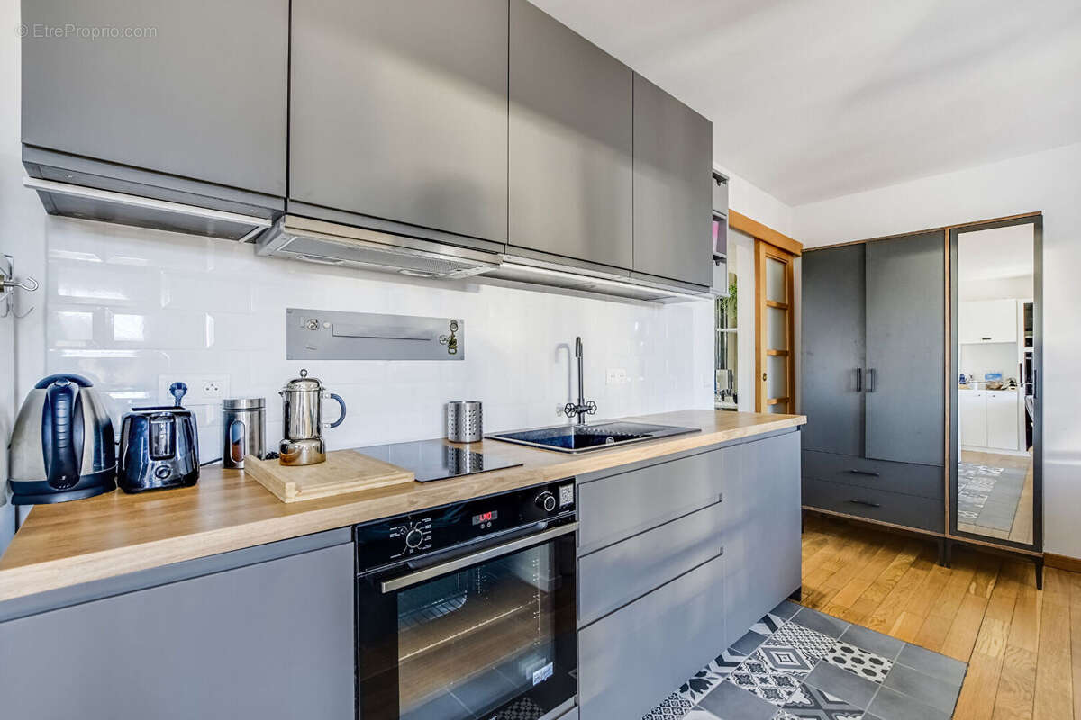 Appartement Paris 1 pièce(s) 28.12 m2 - photo 3