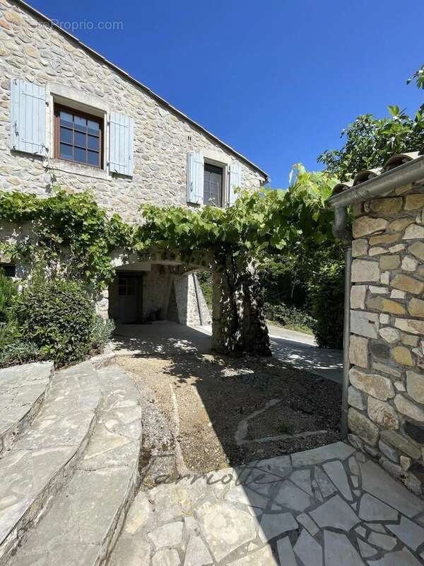 Maison à VALVIGNERES